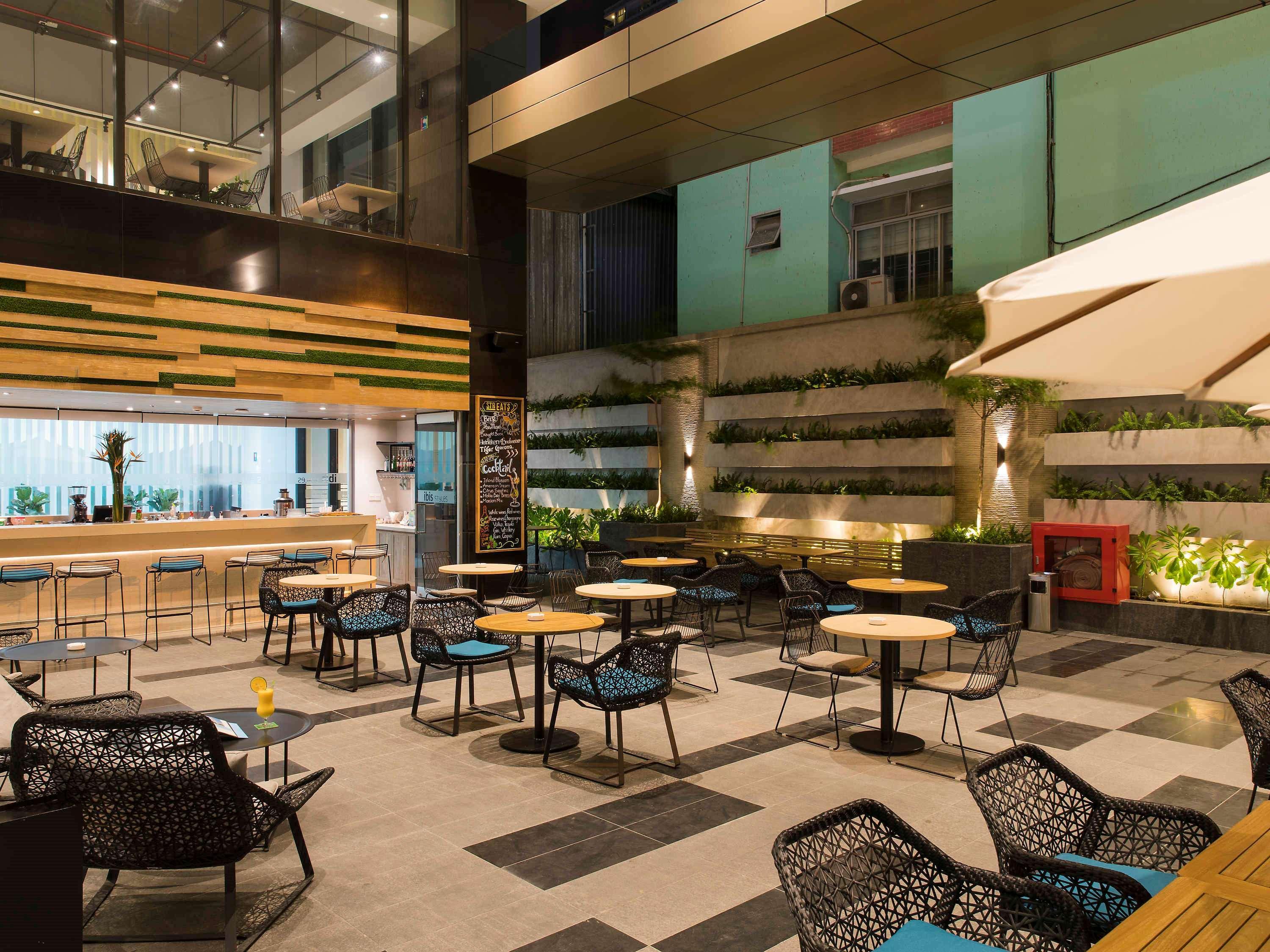 Ibis Styles Nha Trang Hotel Bagian luar foto
